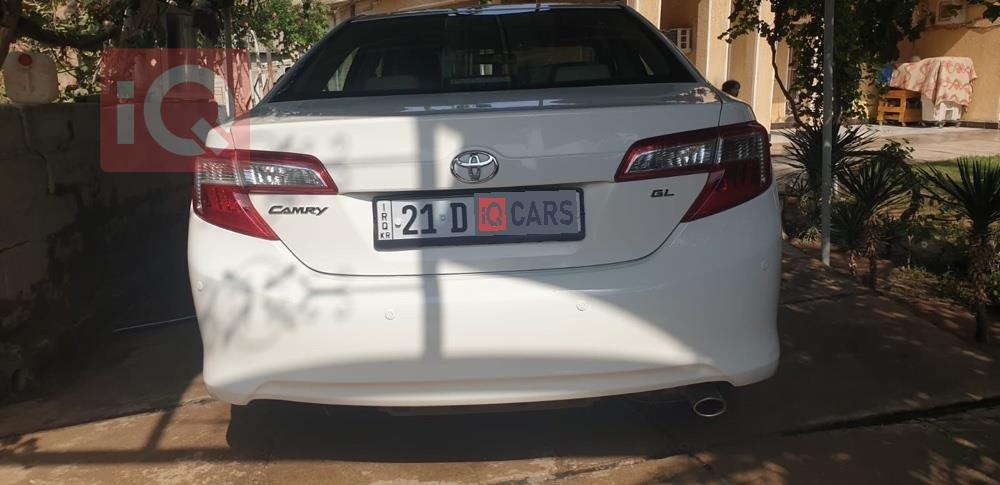 تۆیۆتا کامری